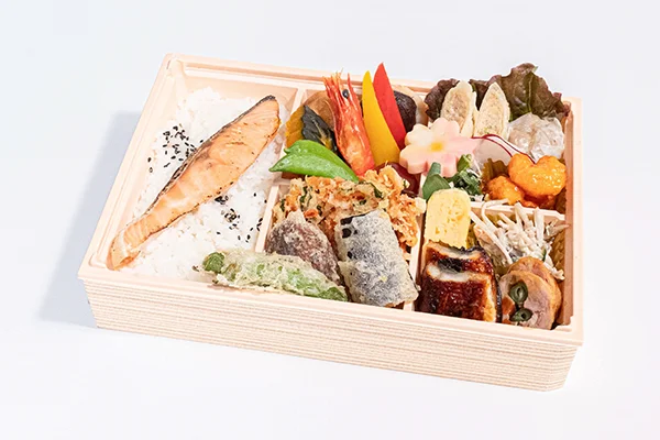 幕の内弁当(上) 写真